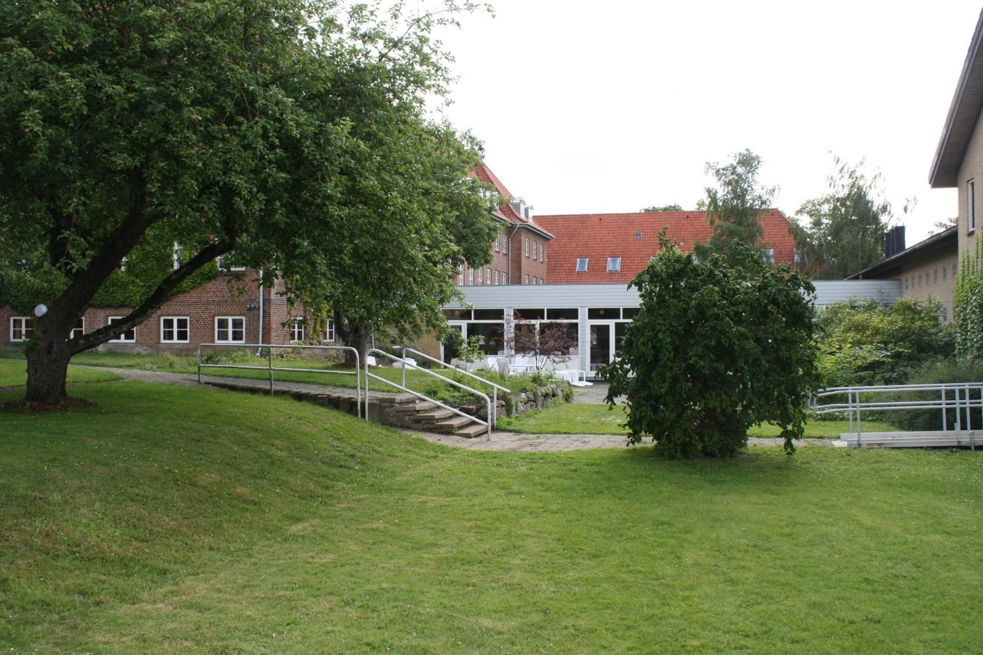 Emmaus Hostel Haslev Exterior foto